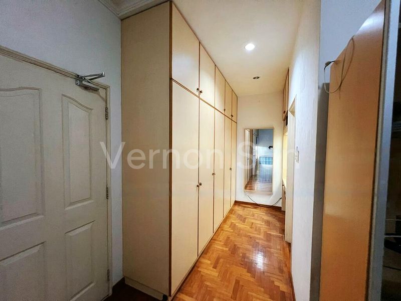 Room (Landed) for Rent in  Jalan Pasir Ria - Image 7
